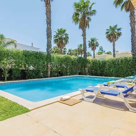 فيلة Vale Formoso Sleeps 8 Air Con Wifi